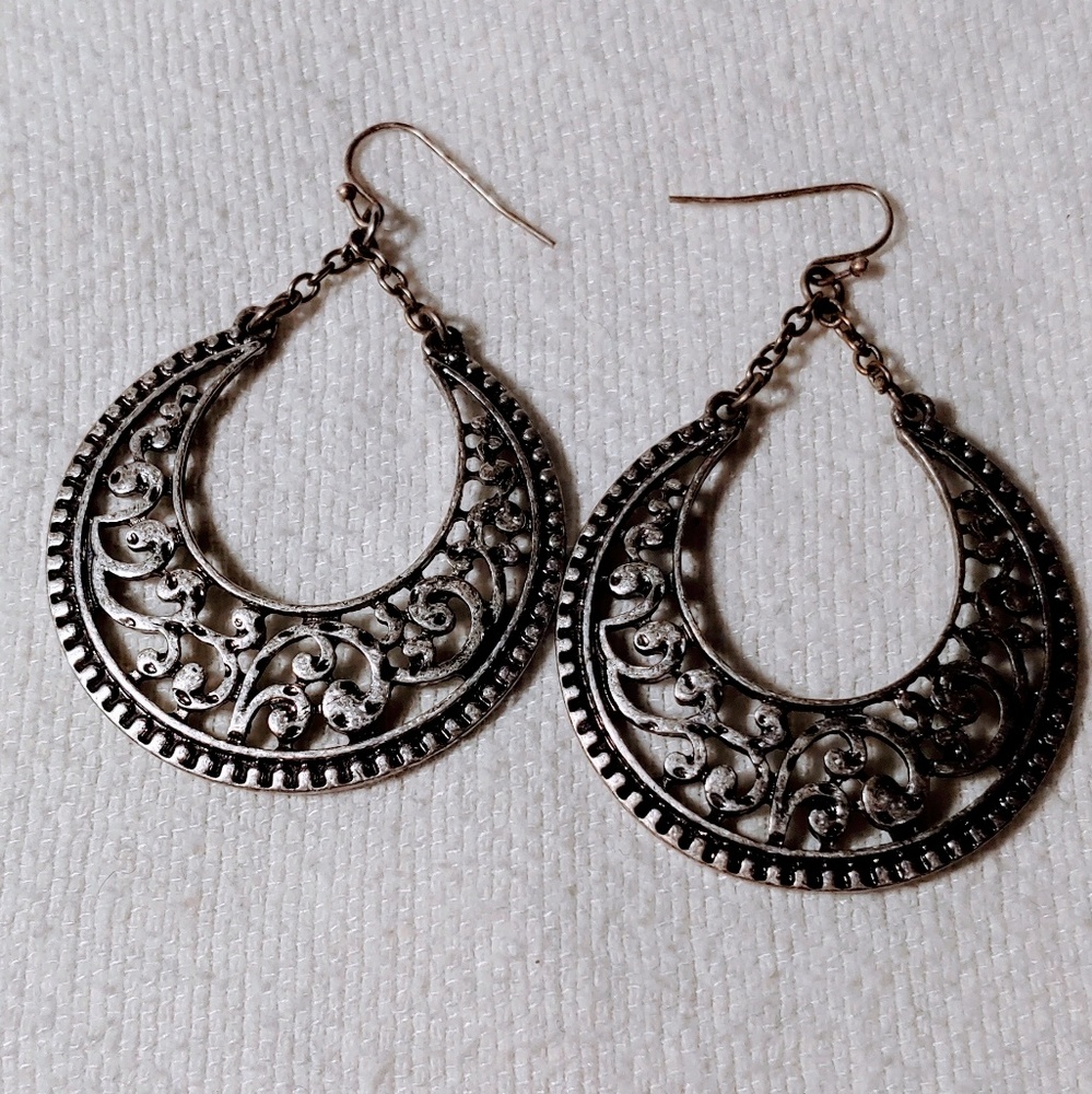 ✨4/$20✨ PREMIER DESIGNS Crescent Earrings